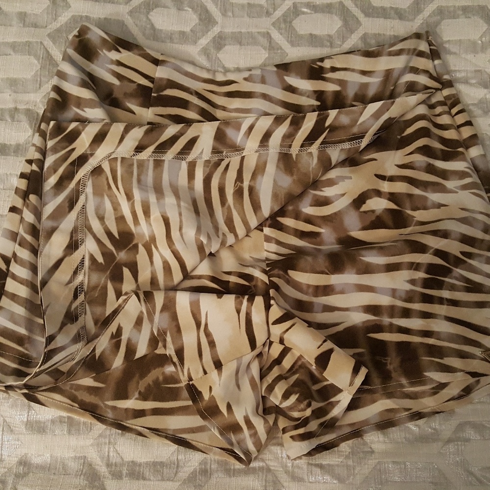 Animal print skort - Picture 2 of 3